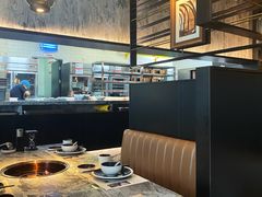 大堂-大头椰·海南椰子鸡火锅(思明万象城店)