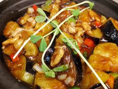 鱼香茄子煲-绿茶餐厅