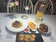 -秀儿家の小确幸融合西餐厅(万达店)