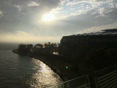 -上海滴水湖皇冠假日酒店