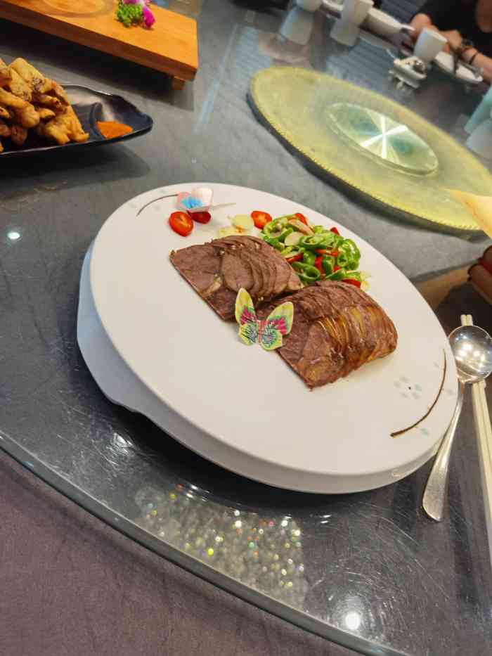 新大众酒楼(武都路店)-"位于武都路的一家口碑不错的餐厅,但我一直.