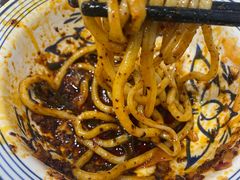 -牛一嘴·兰州牛肉面·大盘鸡(财富中心店)