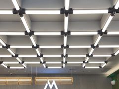 -M Stand(南京紫峰大厦店)