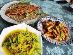 -天天向上素食餐厅(五台山店)