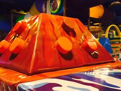 -酷洛小镇(步步高新天地购物广场店)