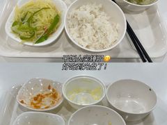 -浦东图书馆读者餐厅