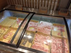 -捞小鲜虾滑海鲜自助火锅(嵊州吾悦店)