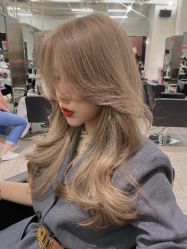 -AYO SALON