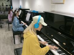 -梅纳·钢琴声乐架子鼓Mena Music(双井店)