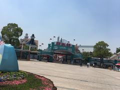 -上海欢乐谷-停车场