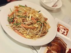 -新大咀港式茶餐厅(宝山万达店)