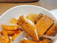 -麦当劳(深圳北站B2检票口楼上)