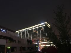 -虹桥新天地