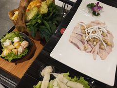 -东椰·海南椰子鸡火锅(朝阳门店)