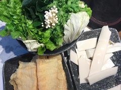 -哥老官重庆美蛙鱼头(宝山龙湖店)