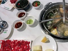 -潮牛壹号鲜牛肉火锅(世界城广场店)