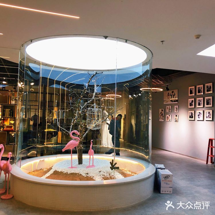 听说梦想城搬家了-网红婚纱摄影工作室
