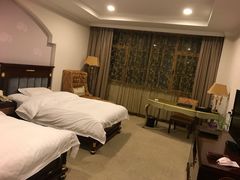 -青岛香根温泉酒店