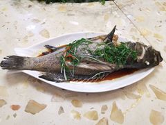 -港丽餐厅