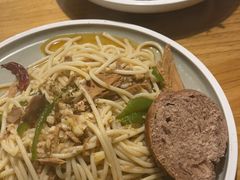 蒜香吞拿鱼意大利面-雕刻时光咖啡馆(交大店)