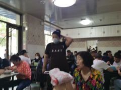 大堂-清真喜兰老丁羊汤特色小吃