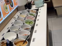 -呷哺呷哺(融创茂店)