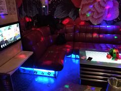 -乐天虫量贩式KTV(十字街店)