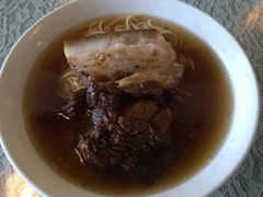 爆鱼焖肉面-美味斋(西北街店)