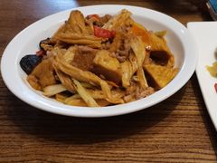 腐竹焖豆腐-潮中人·潮州菜(益乐路店)