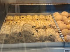 -读酥世家(松江新城地铁站店)