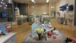 点击看大图 -丽婴房(七莘路店)