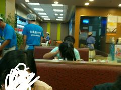 大堂-灵芝妹子海鲜米线(香炉礁山姆店)