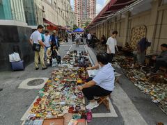 -云洲古玩城(大木桥路店)