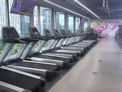 -超鹿运动(五四路恒力城店)