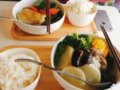 筒骨汤套饭-箪食记(汉口路店)