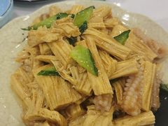 蟹子鱿鱼烧腐竹-八方后身麻辣鸡块(总店)