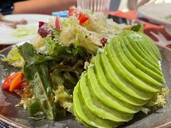 牛油果蔬菜沙拉-Primo·丽莫意大利窑烤披萨