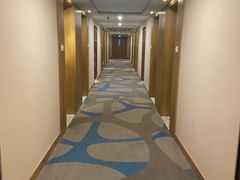 -上海虹桥君丽假日酒店(娄山关路地铁站店)