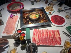 -二荆条·蜀鲜汇城市森林火锅