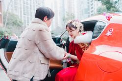 -Color卡诺婚纱礼服馆(南京严选店)