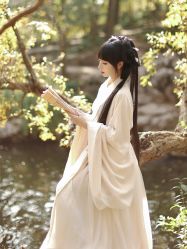 -一揽芳华汉服旗袍体验馆(拙政园店)