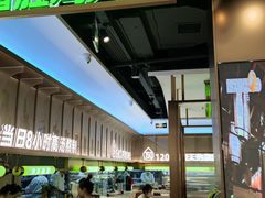 -洪氏嗨捞·广东猪肚鸡·椰子鸡火锅(西咸万象城店)