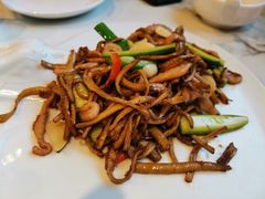 茶树菇炒巴烤肉-粤仔湾砂锅粥(金太湖店)