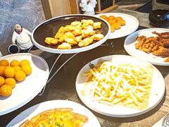 -四月吧餐厅(正阳步行街店)
