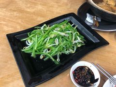 -新峰肉骨茶