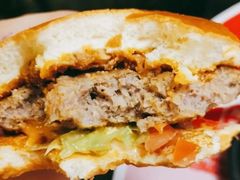 经典肉酱汁汁厚作牛肉汉堡-肯德基(传媒广场店)