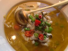 -川流不息·地道川菜·小龙虾(新松江路店)
