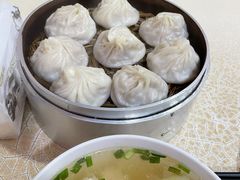 特色鲜肉小笼汤包-笑云开汤包店(网巾市店)