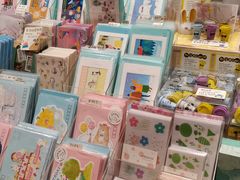 -猫的天空之城概念书店(杭州南宋御街店)