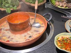 -菌自由丨野生菌火锅特色庭院餐厅(丽江古城店)